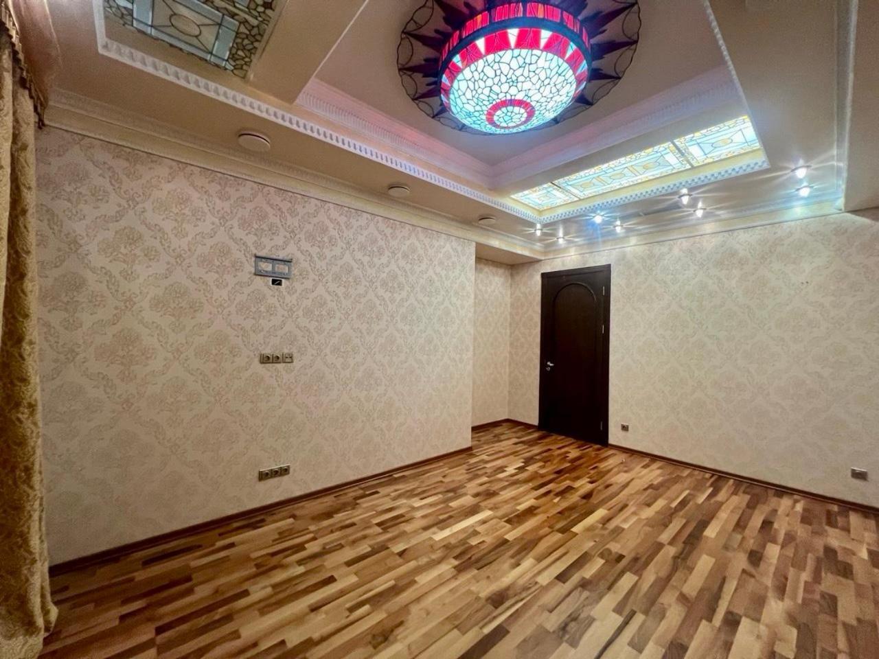 Apartments Rentals Ukraine On Kreshchatik Kiev Bagian luar foto
