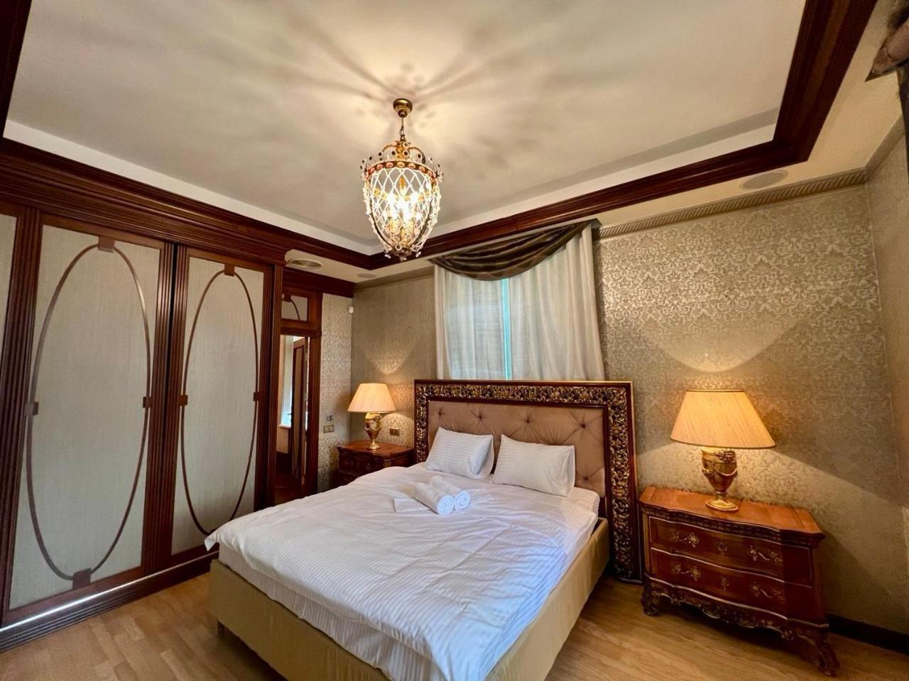 Apartments Rentals Ukraine On Kreshchatik Kiev Bagian luar foto