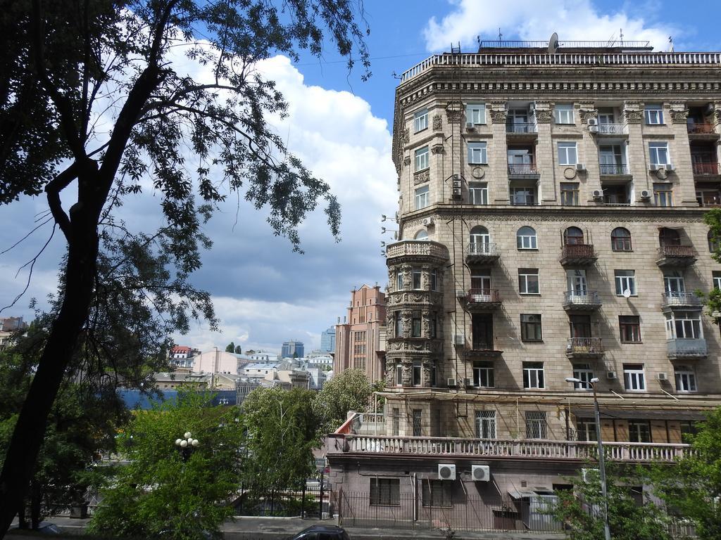 Apartments Rentals Ukraine On Kreshchatik Kiev Bagian luar foto