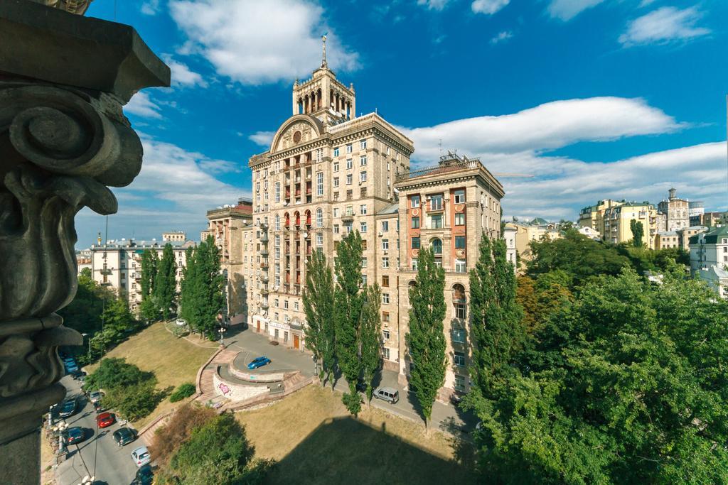 Apartments Rentals Ukraine On Kreshchatik Kiev Bagian luar foto